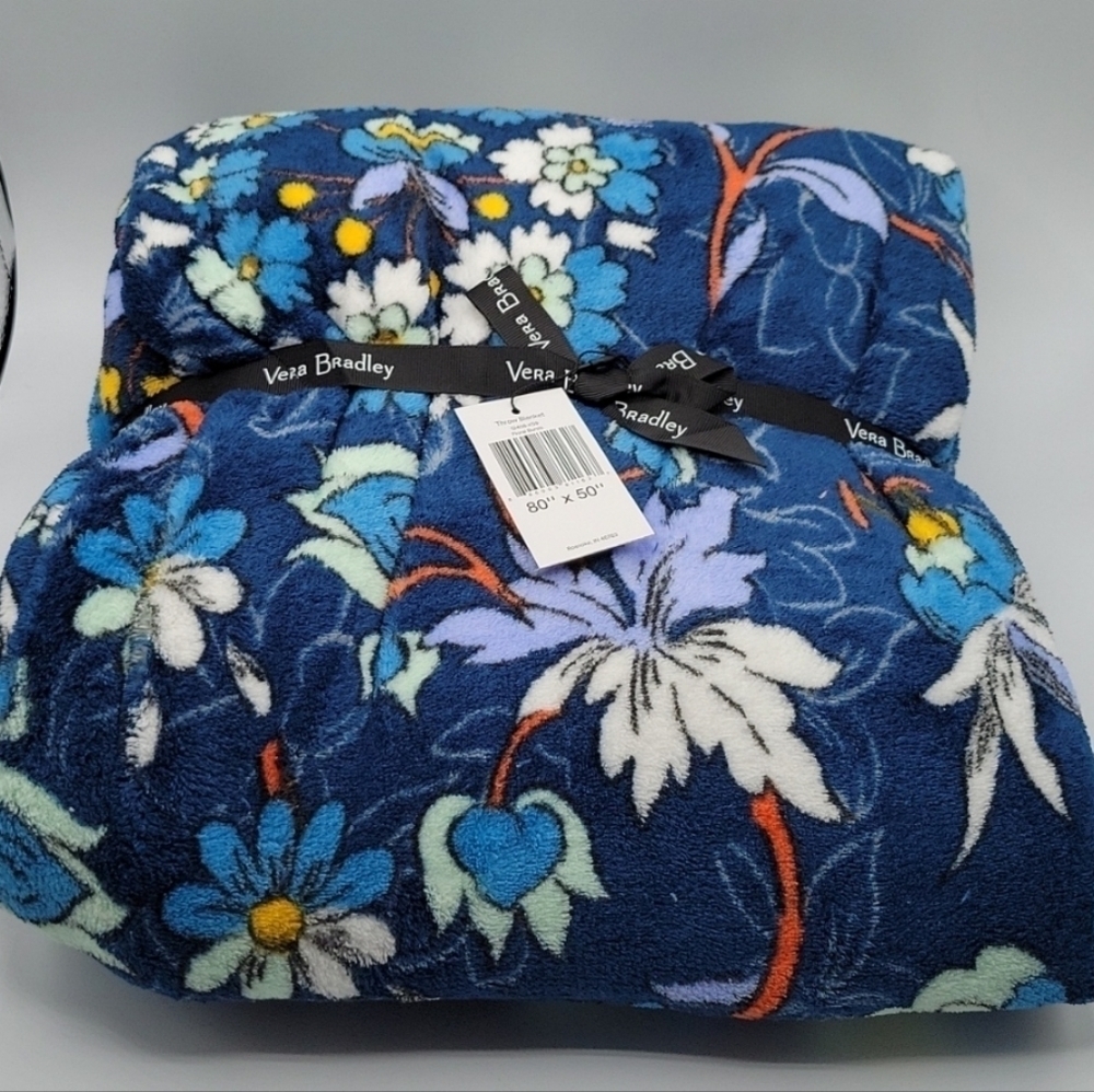 Vera Bradley floral bursts throw blanket